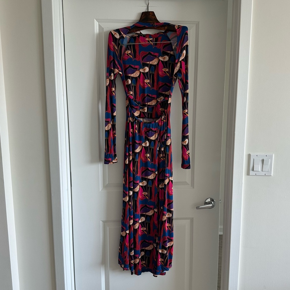 Farm Rio Wild Mushrooms Black Jersey Midi Dress - Picture 8 of 8
